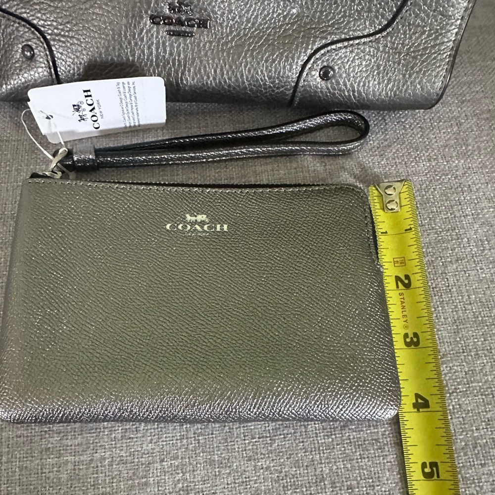 Coach Grey Leather Satchel with Matching Wristlet - Picture 13 of 13